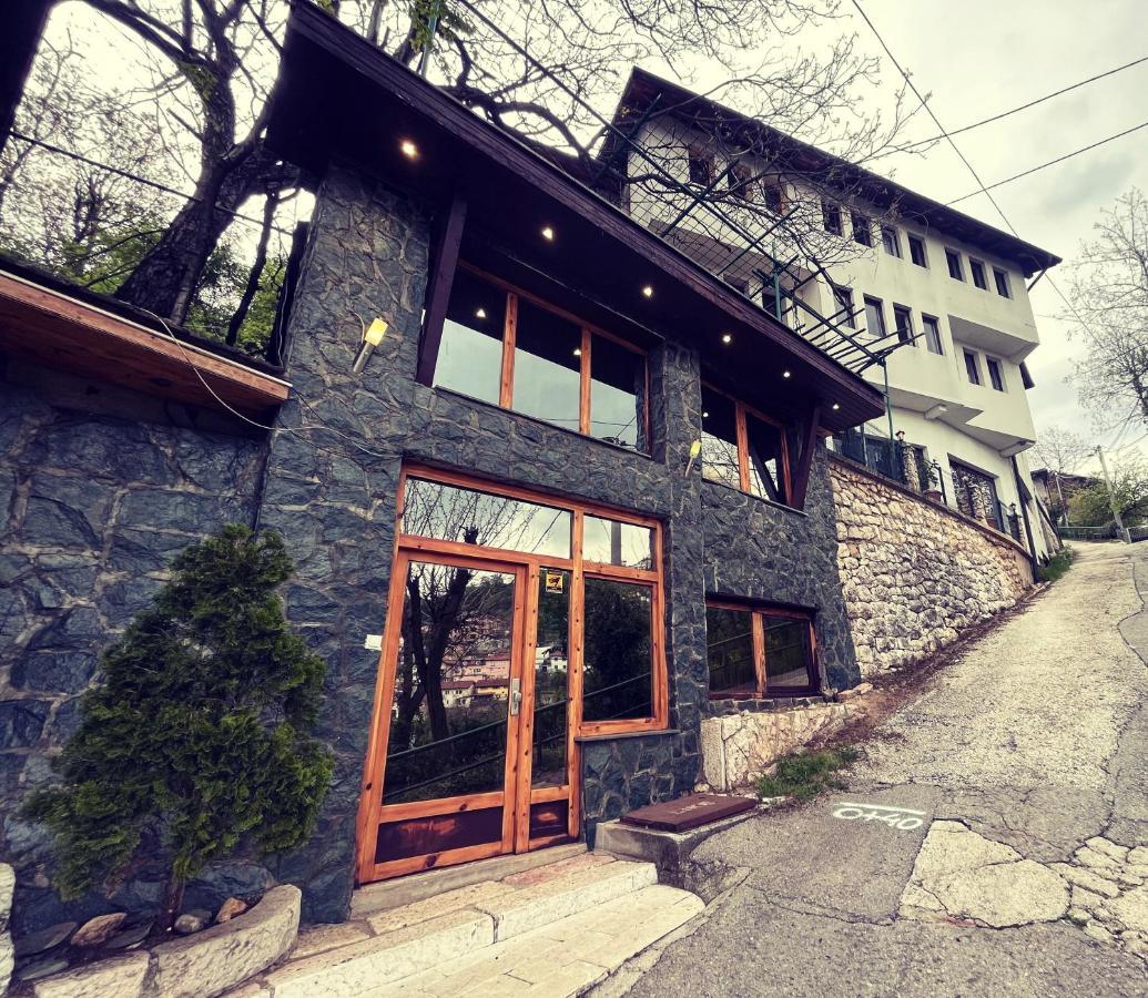 Guest House Like 사라예보 외부 사진
