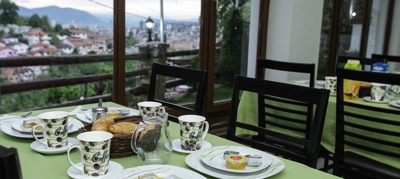 Guest House Like 사라예보 외부 사진