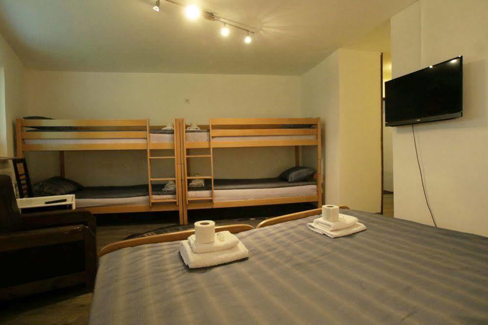 Guest House Like 사라예보 외부 사진